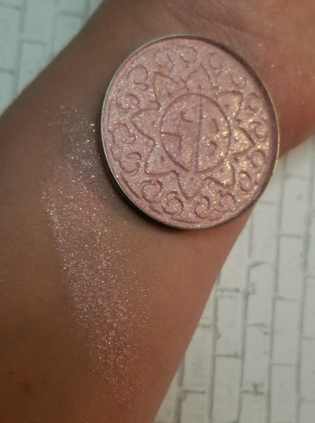 Posh In Paris Pressed Highlighter - Shade Beauty