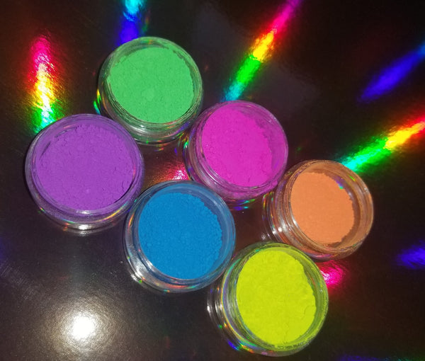 The Pigment Club - When Doves Cry Neon Pigment - Shade Beauty